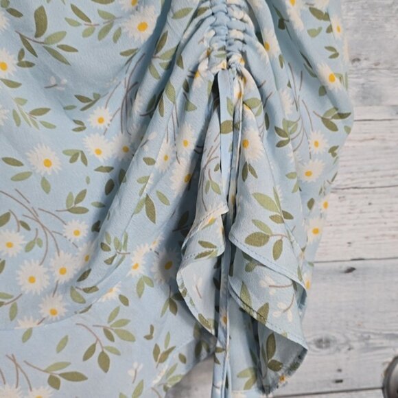 Nasty Gal Blue White Floral Daisies Short Sleeve Lined Sheer Cinch Mini Dress - Picture 5 of 9